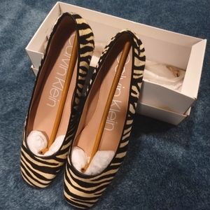 Calvin Klein zebra print haircalf flats, Size 8